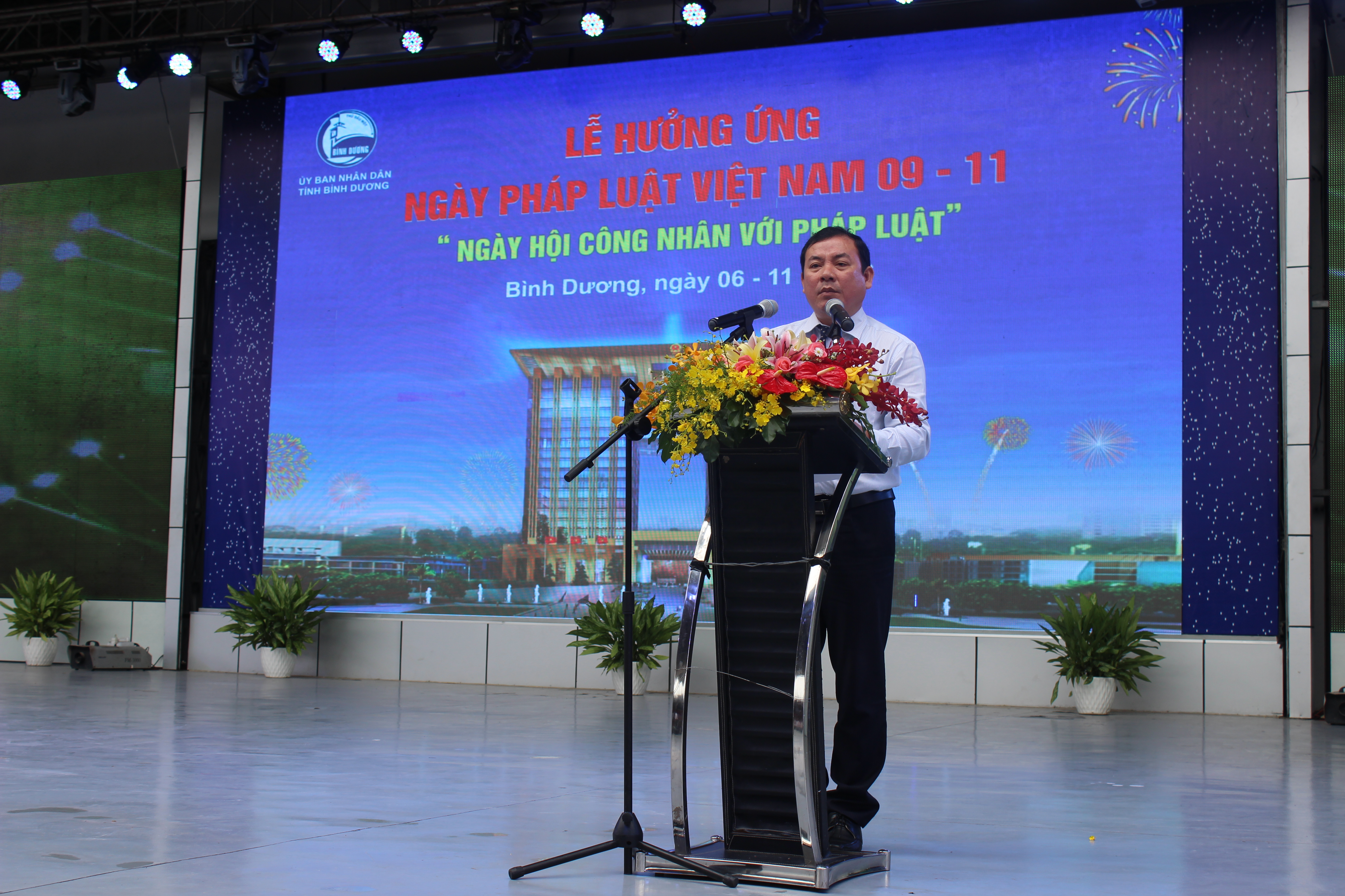 Ông Nguyễn Thanh Bình - Cục trưởng Cục công tác phía Nam, Bộ Tư pháp phát biểu tại buổi lễ